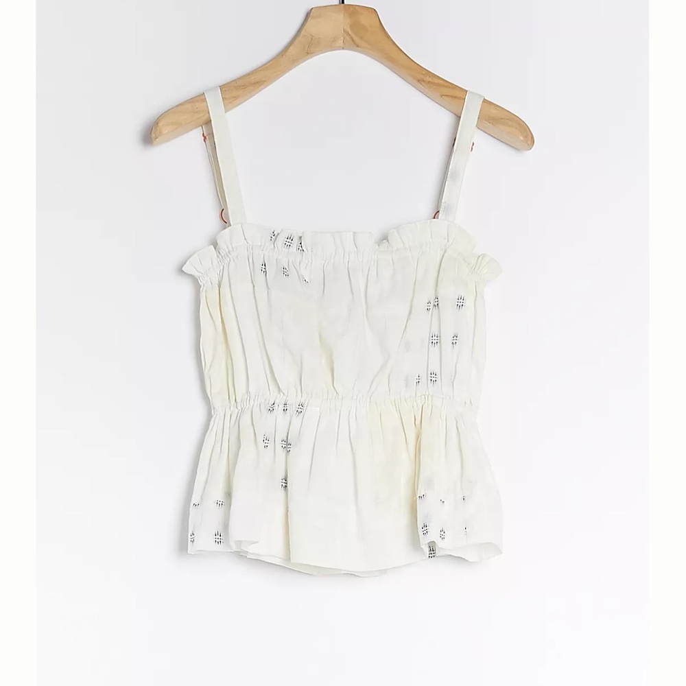 White Sleeveless Women's Top